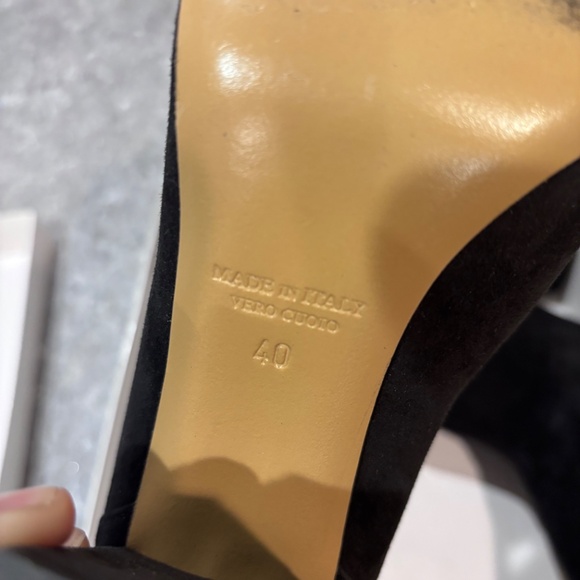 Black suede booties - Picture 4 of 6